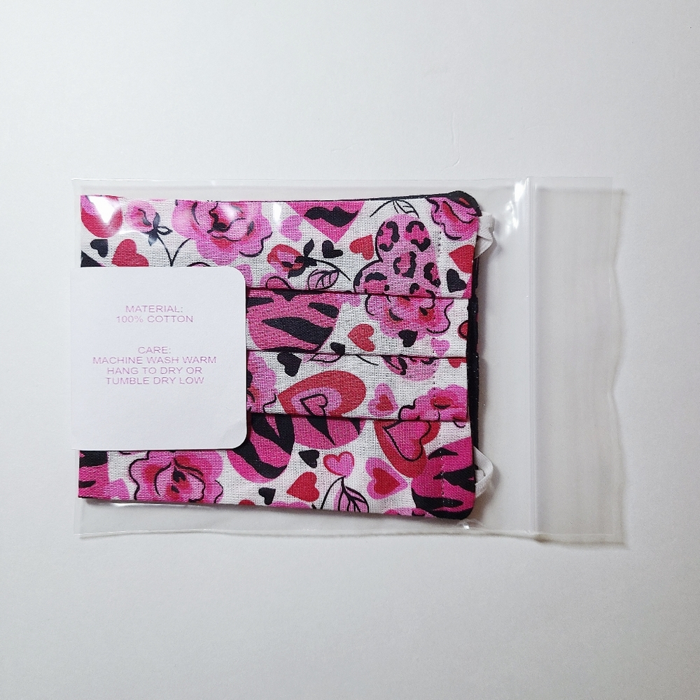 🚫SOLD🚫 Zebra Hearts🔄Sparkle Reversible FaceMask - Picture 6 of 10